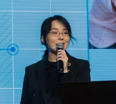 渡邊 歩 氏 写真