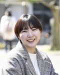 石戸谷 由梨の画像