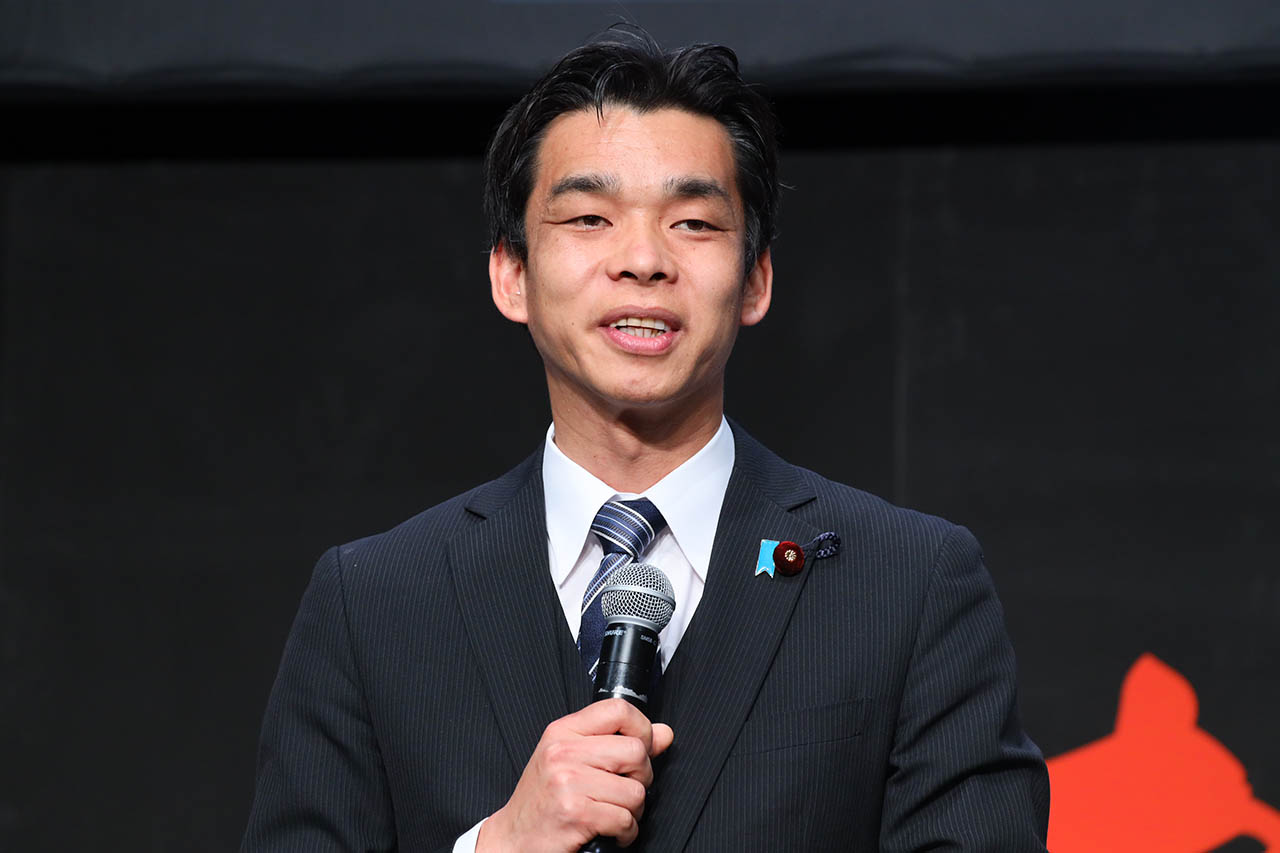 経済産業副大臣井野俊郎による共催者挨拶の様子