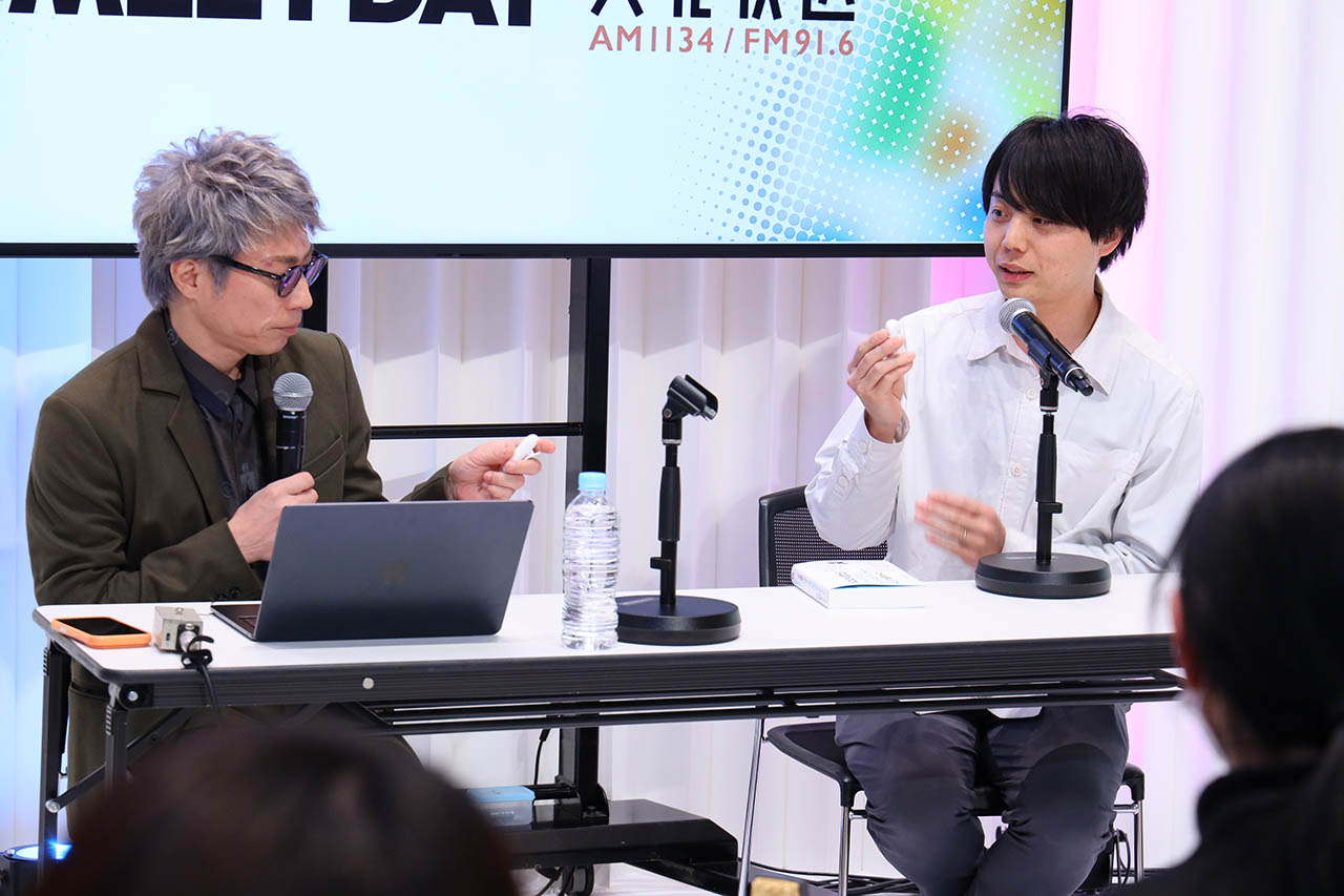 田村淳と本多達也氏のミニトークセッションの様子