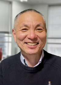 吉田 晋(よしだすすむ)氏顔写真