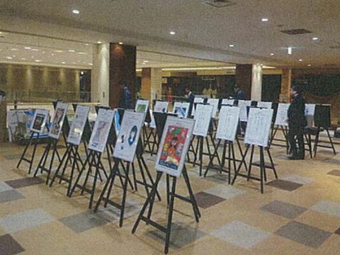 作品パネルの貸出画像1